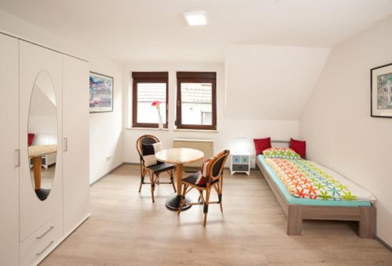 Haus Haas Zimmer&Fewo Lauda-Königshofen Exterior foto